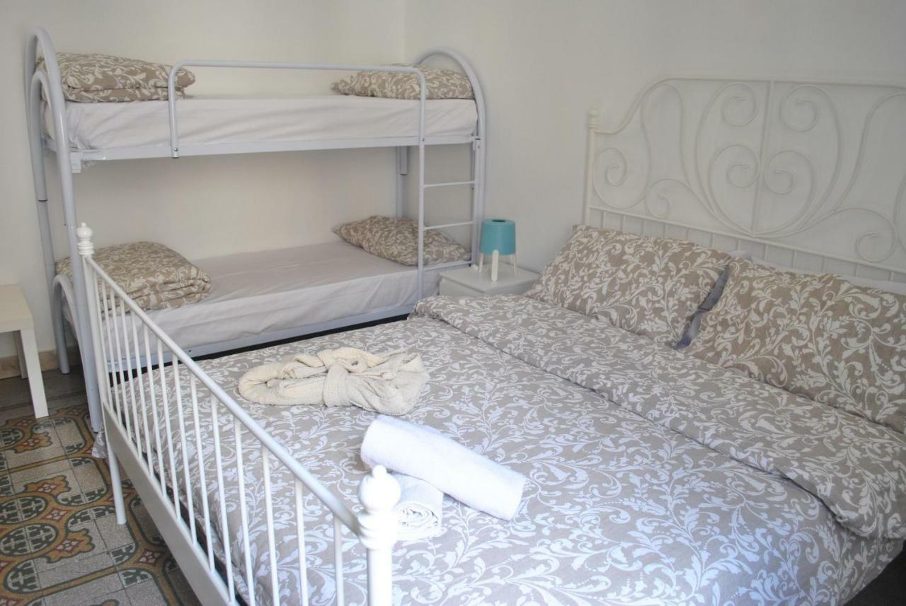 Sunrise Hostel & Rooms ปาแลร์โม ภายนอก รูปภาพ