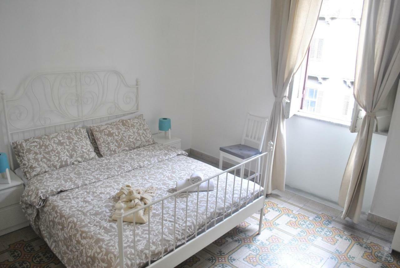 Sunrise Hostel & Rooms ปาแลร์โม ภายนอก รูปภาพ